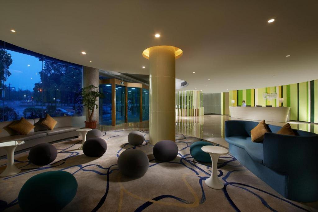 Holiday Inn Express Yangzhou City Center By Ihg Εξωτερικό φωτογραφία